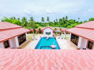 For sale 4 Beds villa in Bang Lamung, Chonburi