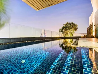 For sale 5 bed condo in Bang Lamung, Chonburi