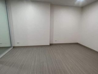 For sale 1 bed condo in Bangkok Noi, Bangkok