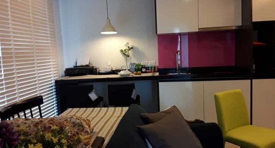For sale 1 bed condo in Phaya Thai, Bangkok