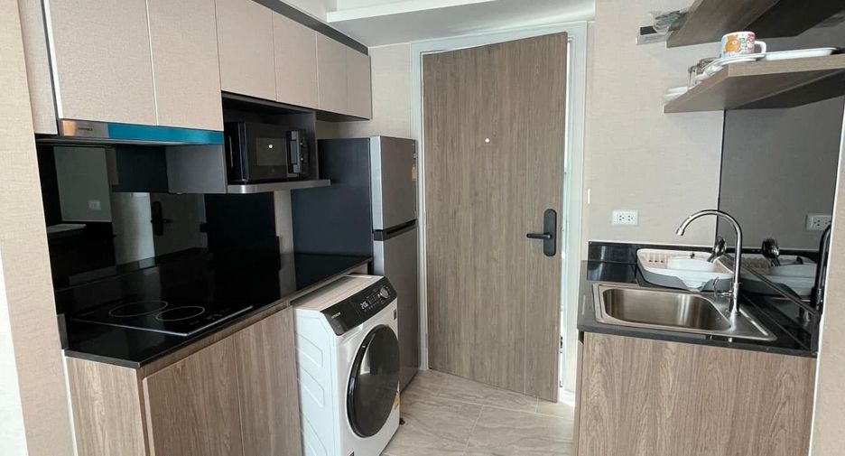 For sale 1 bed condo in Huai Khwang, Bangkok