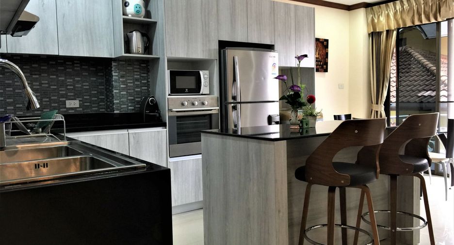 For sale 2 bed apartment in Kathu, Phuket