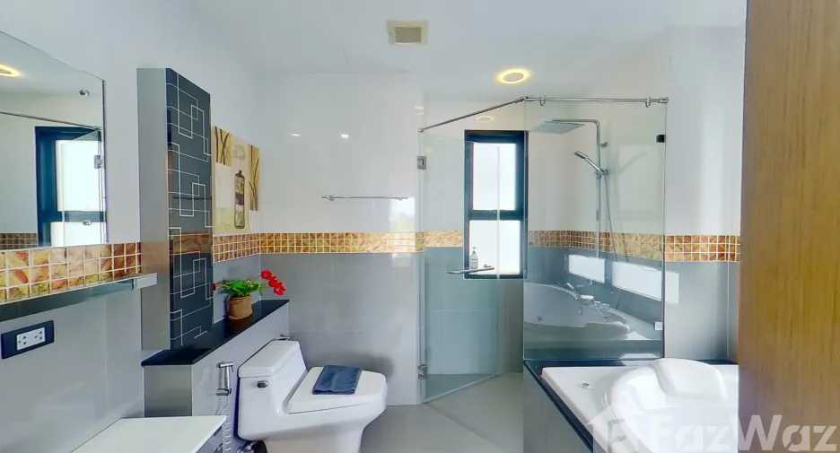 For sale 2 bed condo in Mueang Phuket, Phuket