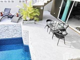 For sale 5 bed villa in Mueang Phuket, Phuket
