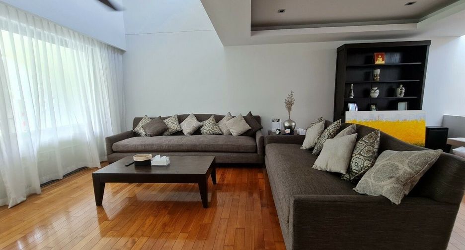 For rent 4 Beds condo in Thalang, Phuket