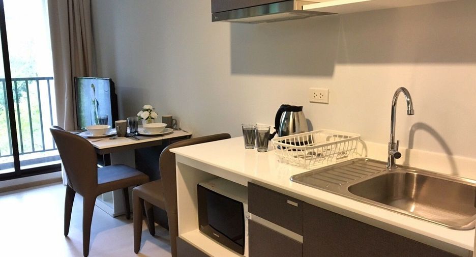 For sale スタジオ condo in Mueang Phuket, Phuket