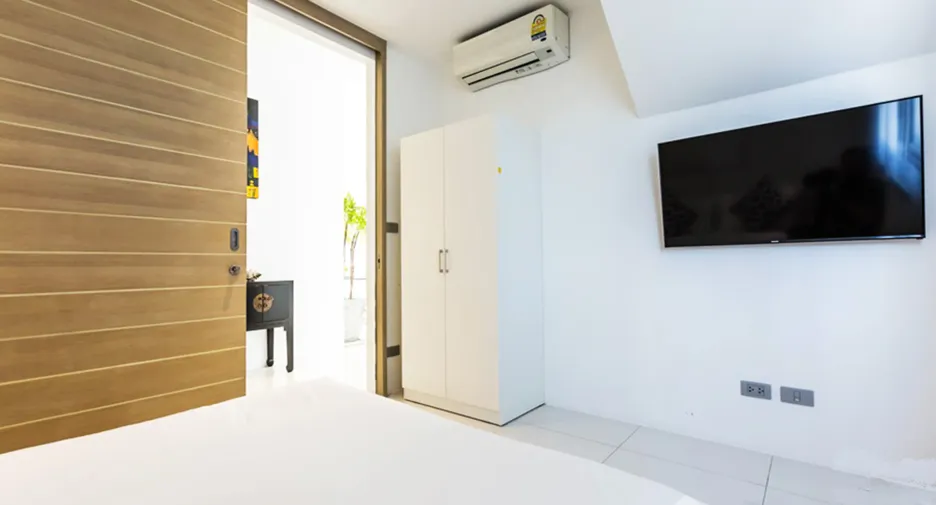 For rent 3 bed condo in Mueang Phuket, Phuket