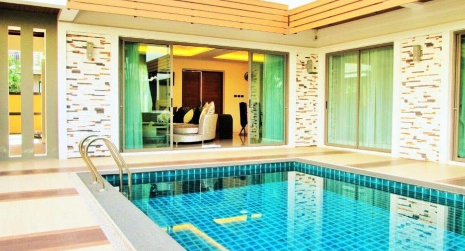 For rent 3 bed villa in Mueang Phuket, Phuket