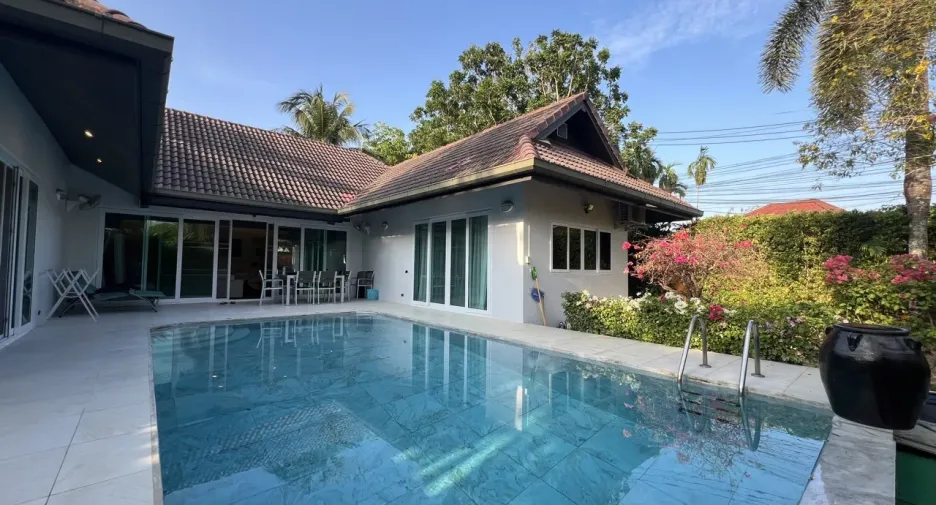 For sale 3 bed villa in Mueang Phuket, Phuket