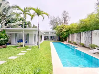 For rent 4 Beds villa in Thalang, Phuket
