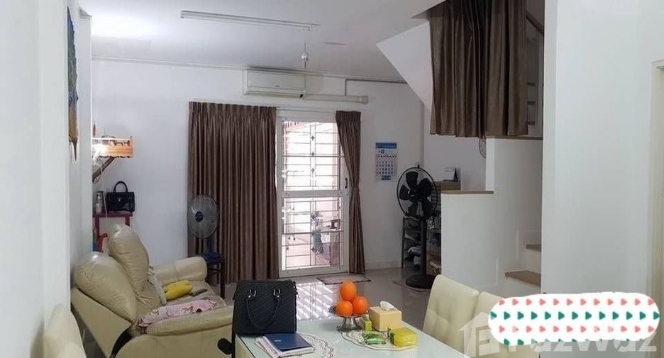 For sale 3 bed townhouse in Mueang Chachoengsao, Chachoengsao