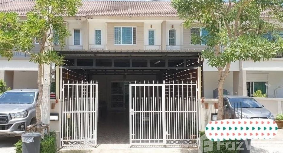 For sale 3 bed townhouse in Mueang Chachoengsao, Chachoengsao
