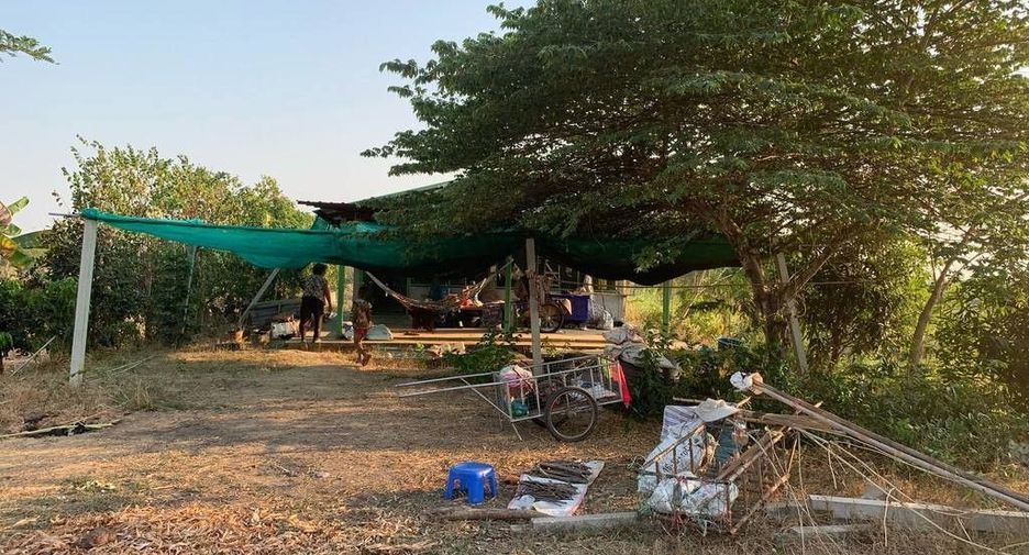 For sale land in Kantharawichai, Maha Sarakham