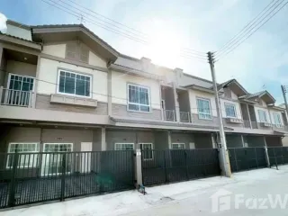For sale 3 bed townhouse in Hat Yai, Songkhla