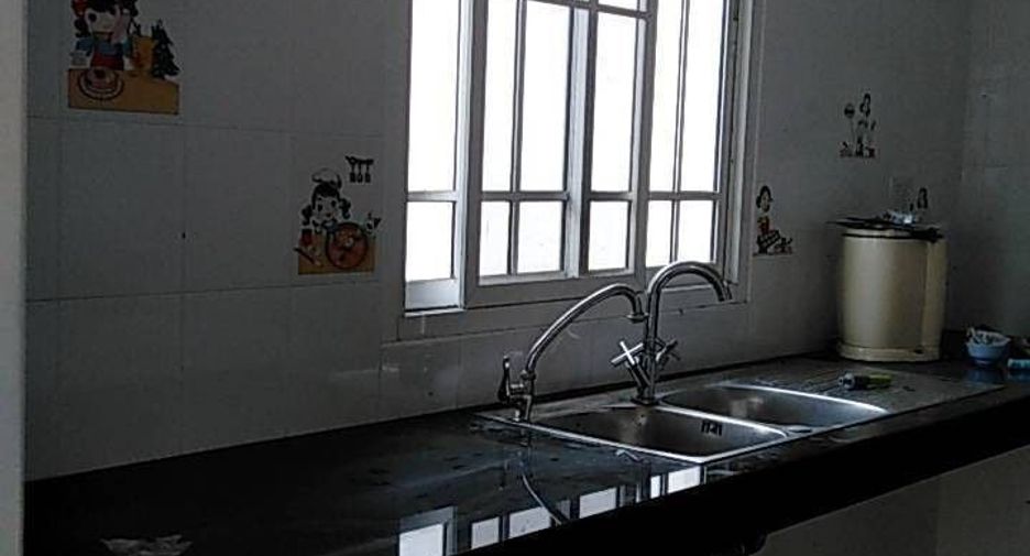 For sale 4 bed house in Mueang Phitsanulok, Phitsanulok
