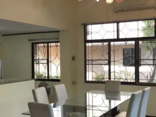 For rent 4 bed townhouse in Klaeng, Rayong