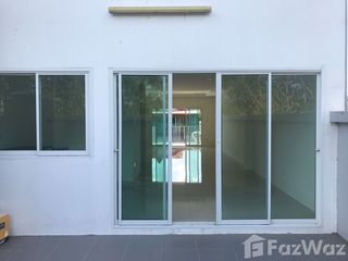 For sale 3 bed townhouse in Mueang Lop Buri, Lopburi