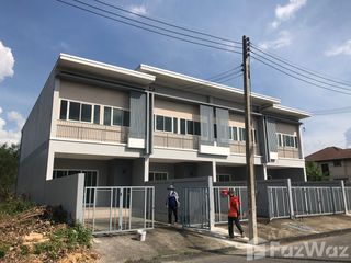 For sale 3 bed townhouse in Mueang Lop Buri, Lopburi