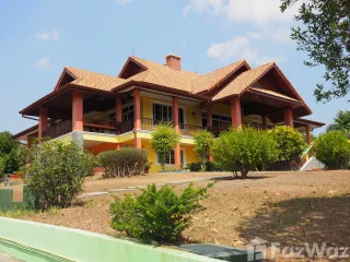 For sale 14 Beds villa in Mueang Chiang Rai, Chiang Rai