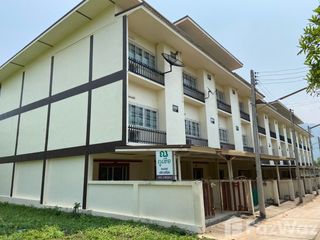 For sale 4 bed townhouse in Phu Ruea, Loei