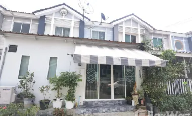 ขาย 3 เตียง ทาวน์เฮ้าส์ ใน เมืองปทุมธานี, ปทุมธานี