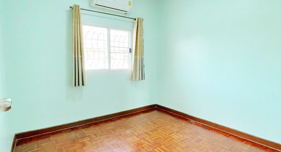For sale 3 bed house in Mueang Chachoengsao, Chachoengsao