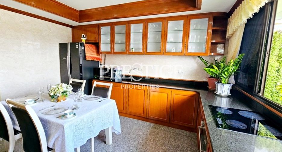 For sale 2 bedrooms condo in Bang Lamung, Chonburi