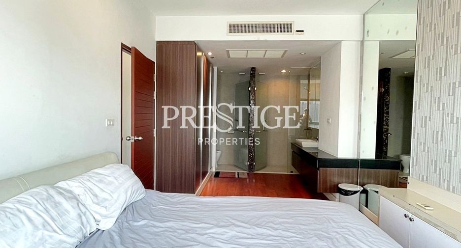 For sale 2 bedrooms condo in Pratumnak, Pattaya