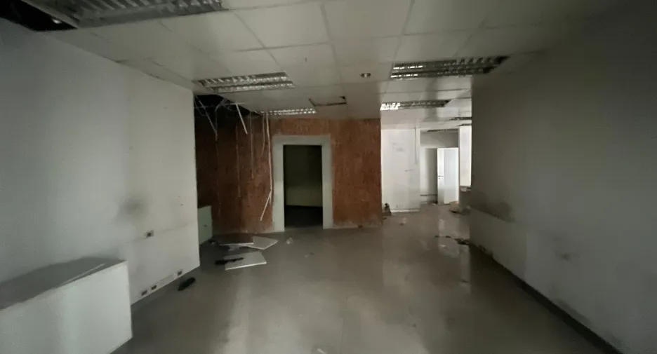 For rent and for sale retail Space in Watthana, Bangkok