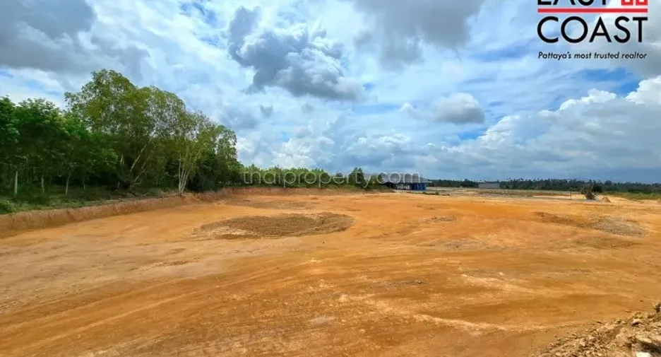 出售 土地 在 Bang Lamung, Chon Buri