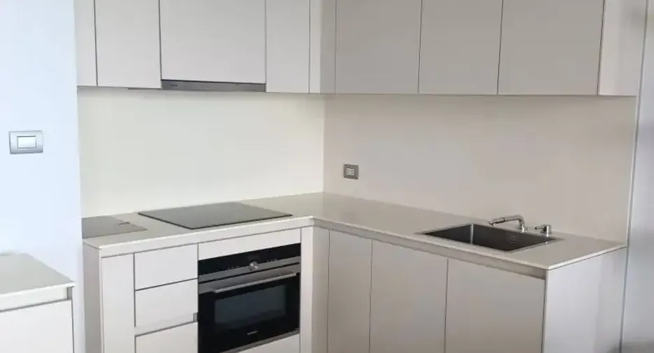 Wohnung zur Miete und zum Kauf mit 2 Zimmer in Pathum Wan, Bangkok