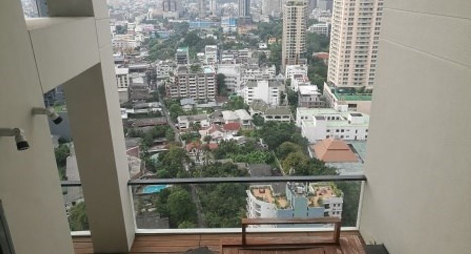 For rent and for sale 3 bedrooms condo in Sathon, Bangkok