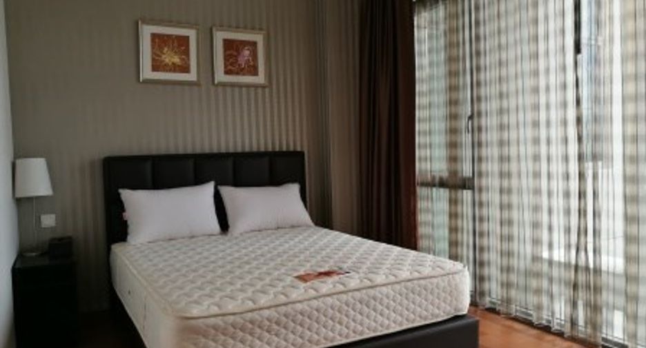 For rent and for sale 3 bedrooms condo in Sathon, Bangkok