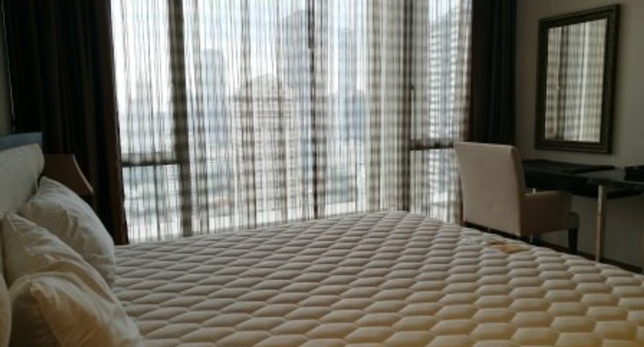 For rent and for sale 3 bedrooms condo in Sathon, Bangkok