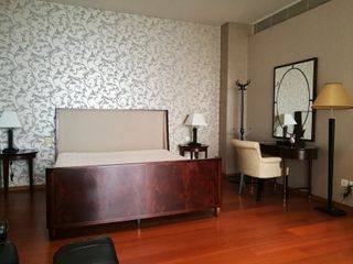Аренда и продажа 3 спальни кондо в Сатхон, Бангкок