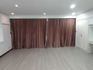 For rent 3 bed office in Khlong Toei, Bangkok