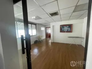 出租 商业空间 在 Phaya Thai, 曼谷