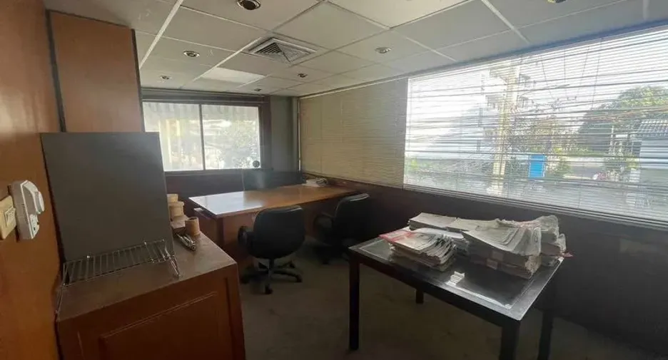 For rent retail Space in Phaya Thai, Bangkok