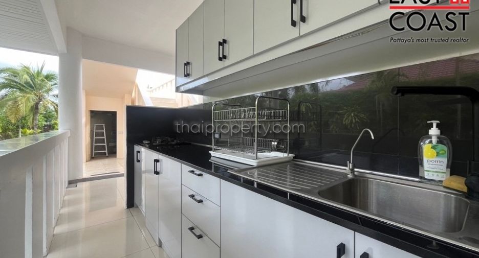 For sale and for rent 6 bedrooms house in Bang Lamung, Chonburi