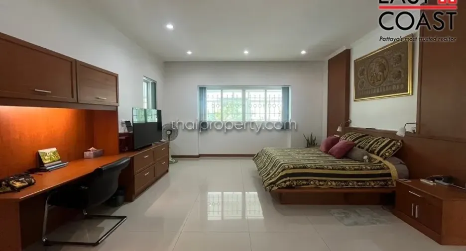 For rent and for sale 6 bedrooms house in Bang Lamung, Chonburi