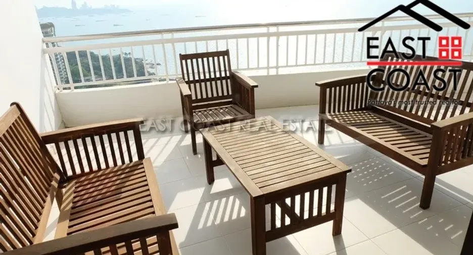 For rent 3 bedrooms condo in Bang Lamung, Chonburi