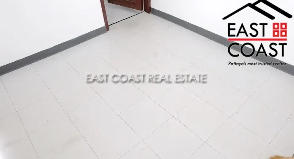 For rent 3 bedrooms condo in Bang Lamung, Chonburi