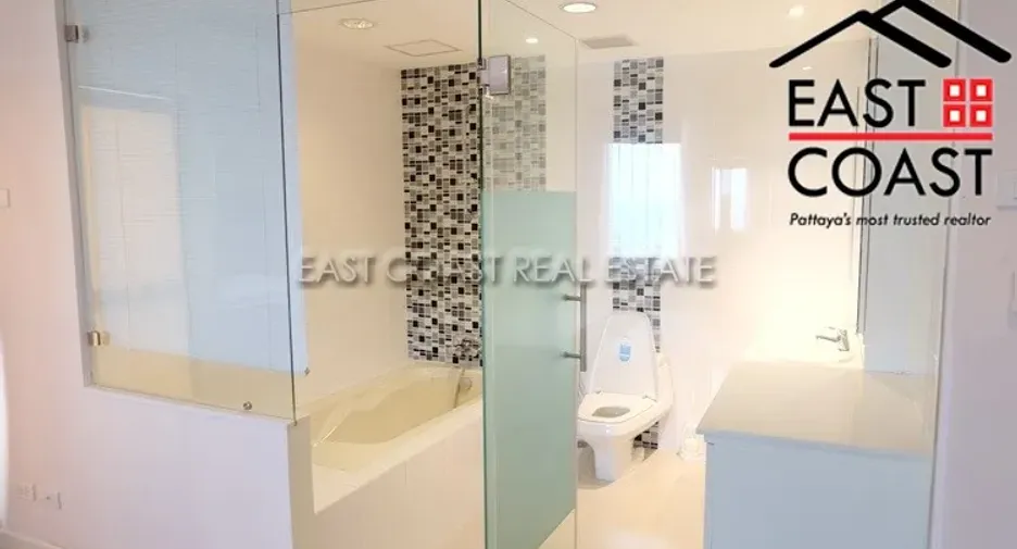 For rent 3 bedrooms condo in Bang Lamung, Chonburi