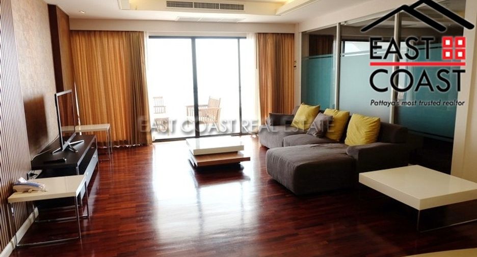 For rent 3 bedrooms condo in Bang Lamung, Chonburi