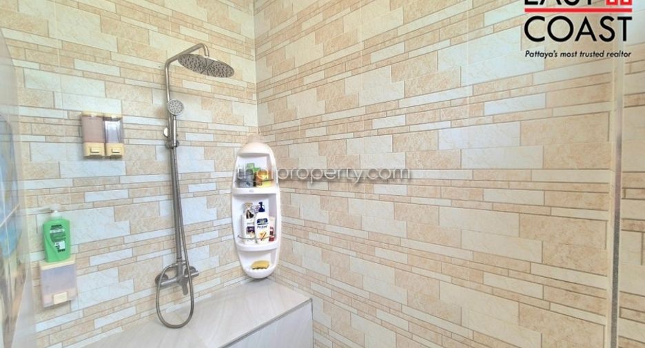 Haus zum Kauf mit 4 Zimmer in Bang Lamung, Chonburi