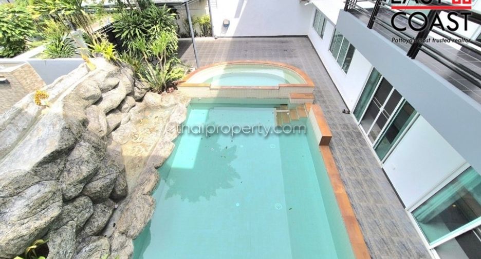 Haus zum Kauf mit 4 Zimmer in Bang Lamung, Chonburi