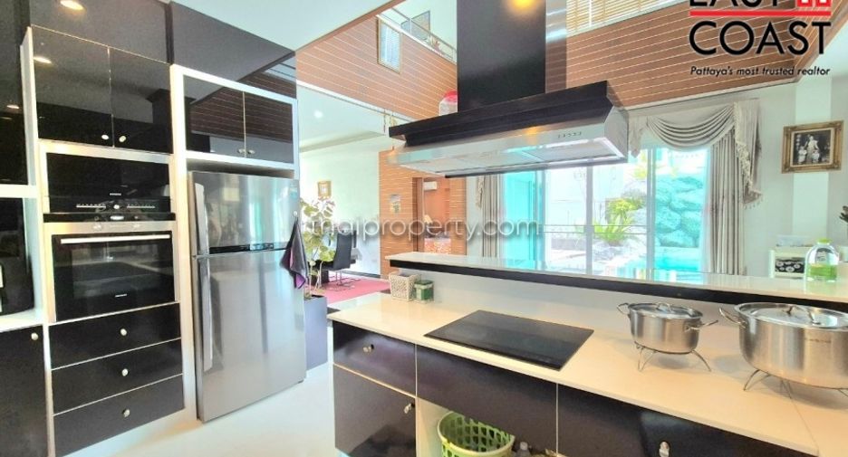 Haus zum Kauf mit 4 Zimmer in Bang Lamung, Chonburi