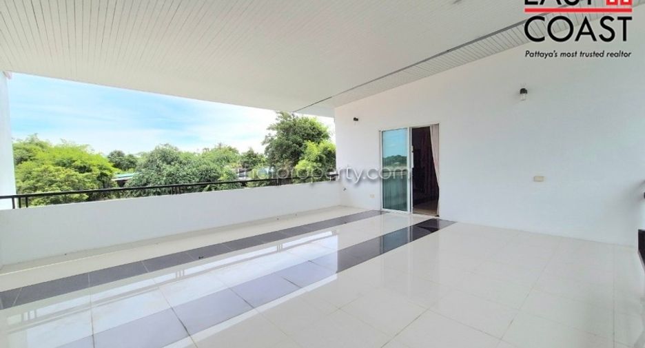 Haus zum Kauf mit 4 Zimmer in Bang Lamung, Chonburi