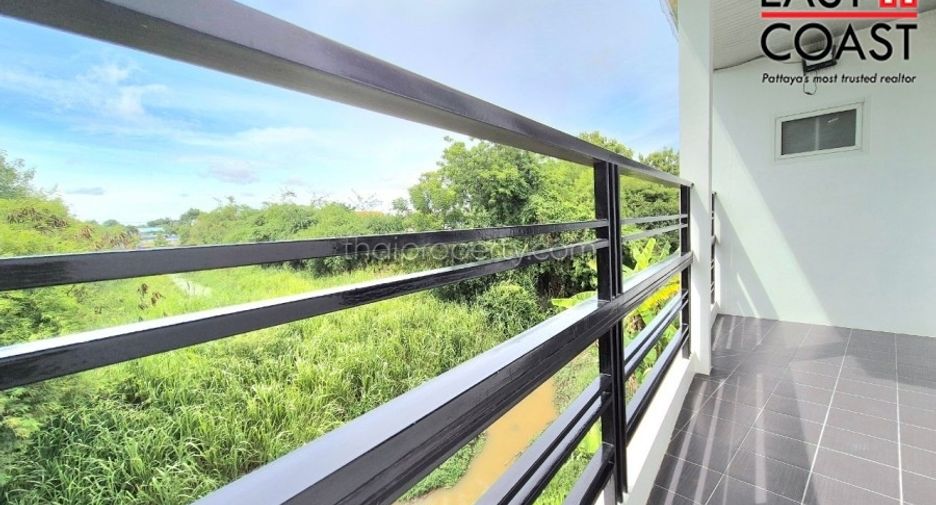 Haus zum Kauf mit 4 Zimmer in Bang Lamung, Chonburi