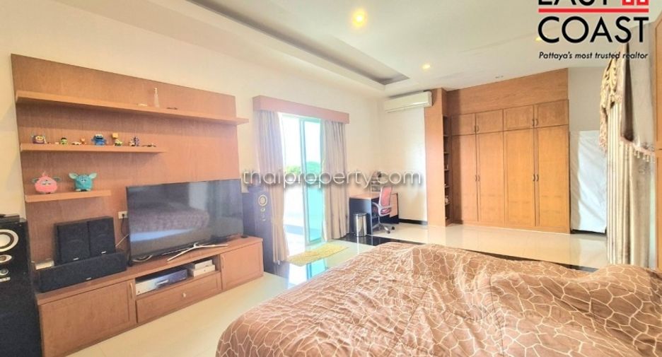 Haus zum Kauf mit 4 Zimmer in Bang Lamung, Chonburi